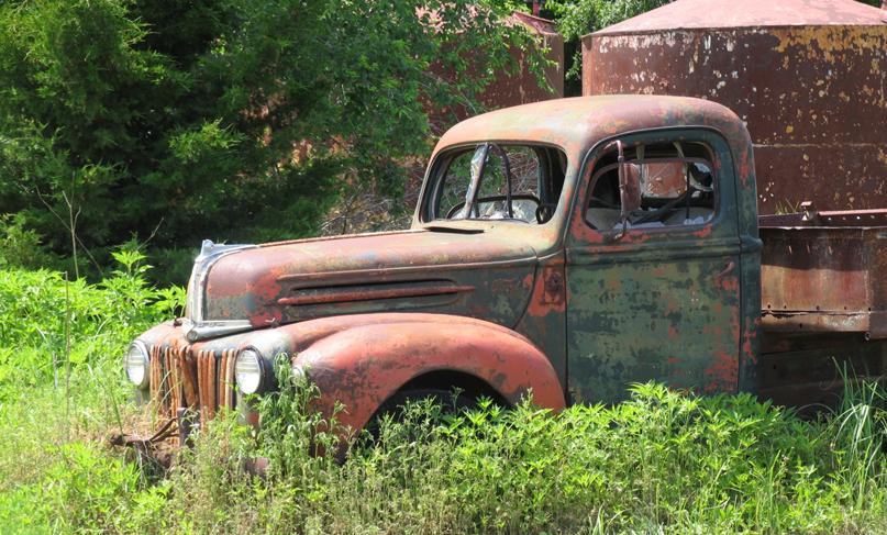 Old Pickup Driving